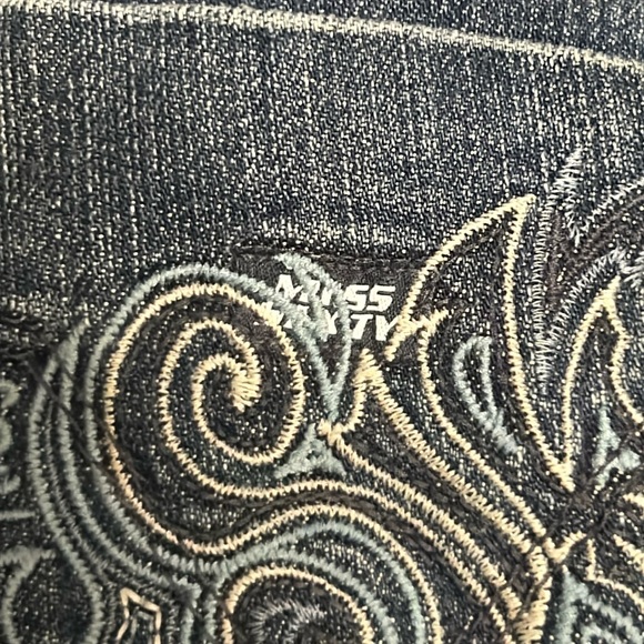 Vintage and Rare Miss Sixty Back Pocket Design Jeans - Picture 15 of 16
